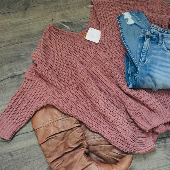 Oversized Chenille off the shoulder sweater - Picture 4 of 7